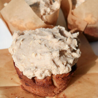 Banana Cupcakes with Oatmeal Cookie Frosting